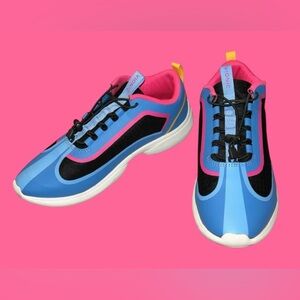 💙 NWOT! VIONIC GUINN Women's Bungee Lace Athletic Walking Shoe - WATERPROOF!!